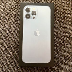 Apple Iphone 13 pro max  box